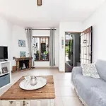 Nueva Townhouse *
