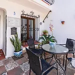 Nueva Townhouse 別荘 *