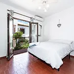 Nueva Townhouse ネルハ