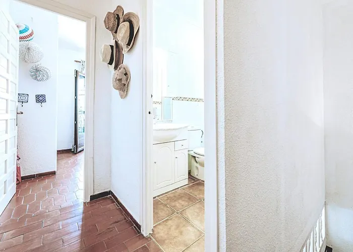 Nueva Townhouse Nyaraló *