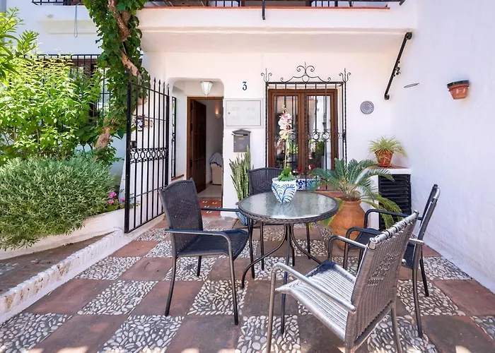 Nueva Townhouse بيت للعطل